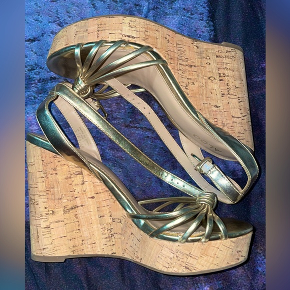 Aldo Shoes - Gold Aldo Wedges Size 6.5